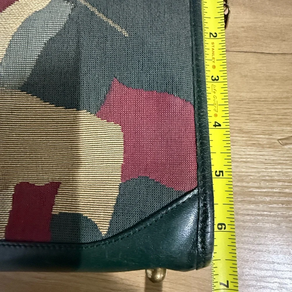 Vintage‎ Brahmin Tapestry Bag Purse Clutch No Crossbody Strap Green Flags S